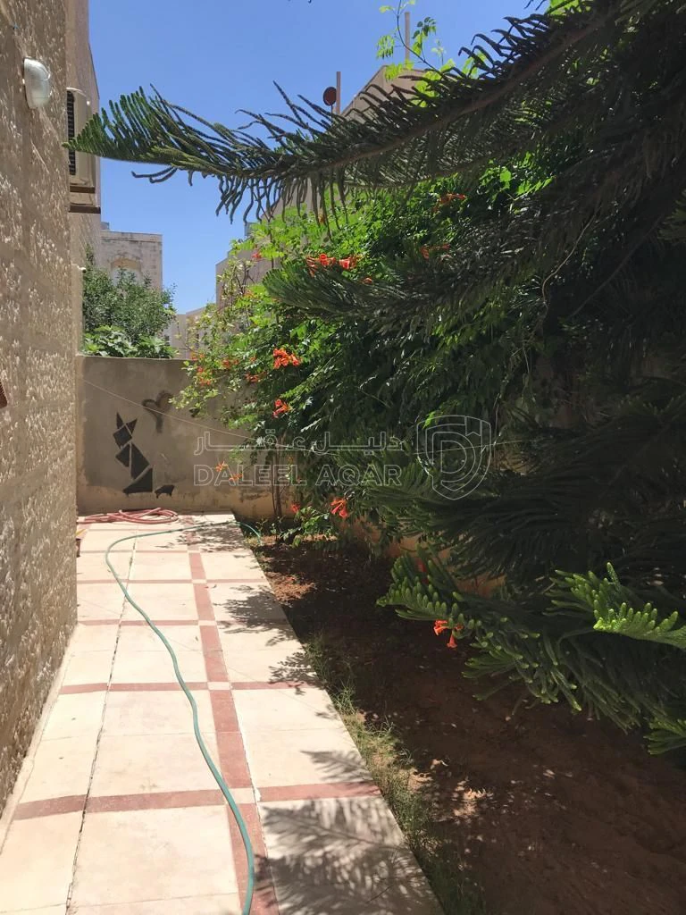 شقة في دير غبار مقابل صيدلية جونيا قرب المدرسة الكندية  - 130,000 دأ - صورة 13