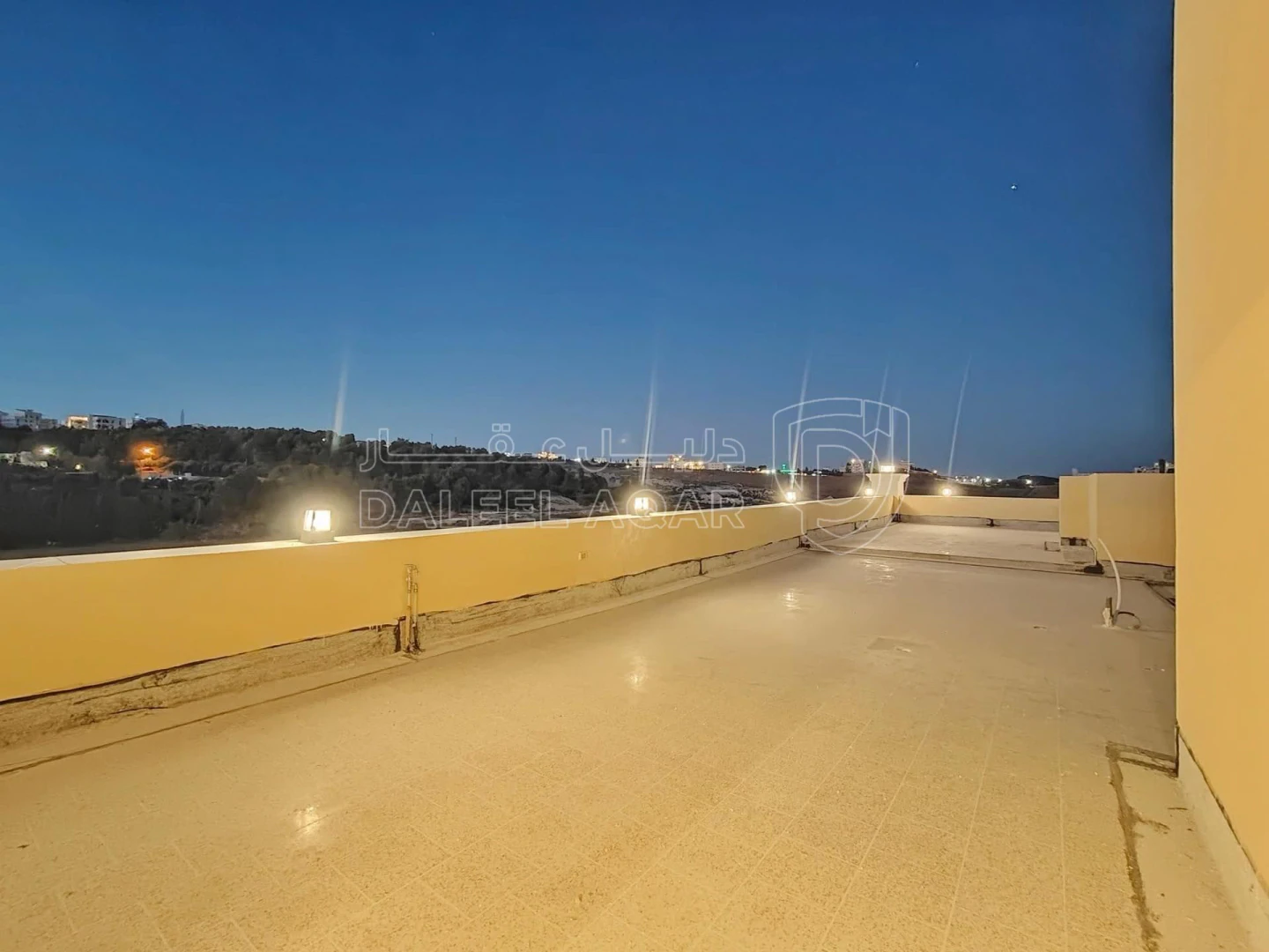 شقة في مرج الحمام طريق السلام - 140,000 دأ - صورة 1