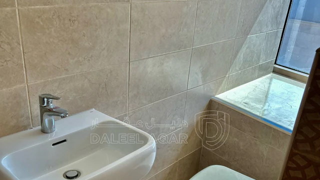 مكتب/تجاري في جبل عمان، الحي الطبي، بجانب مستشفى جبل عمان - 156,800 دأ - صورة NaN