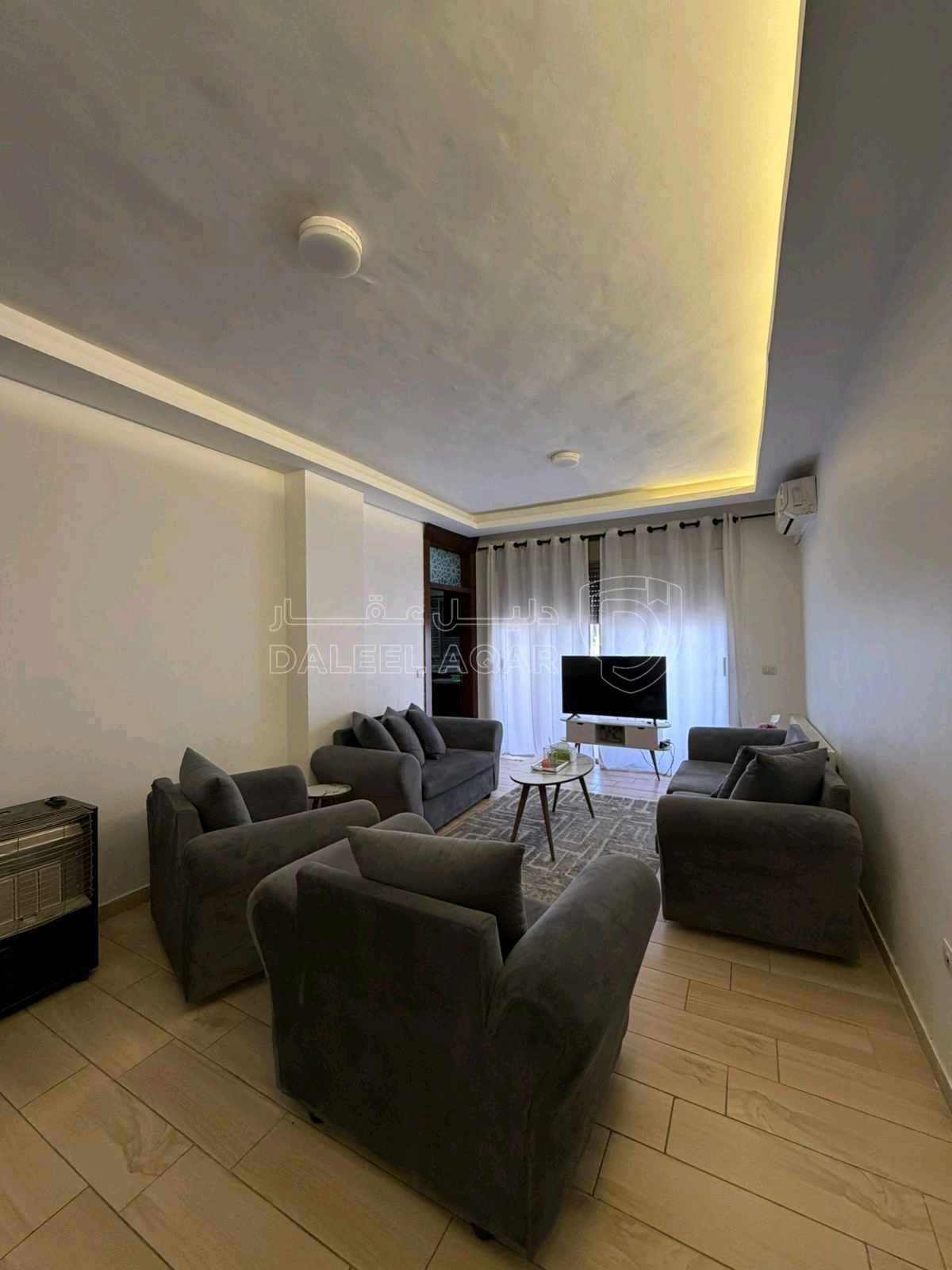 شقة في عمان ضاحية الرشيد قرب اسواق شونيز  - 70,000 دأ - صورة 1