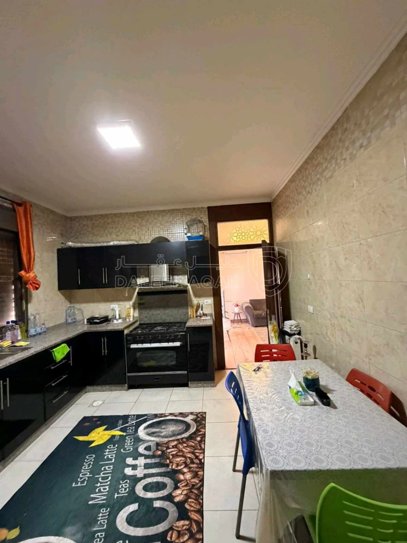 شقة في عمان ضاحية الرشيد قرب اسواق شونيز  - 70,000 دأ - صورة 1