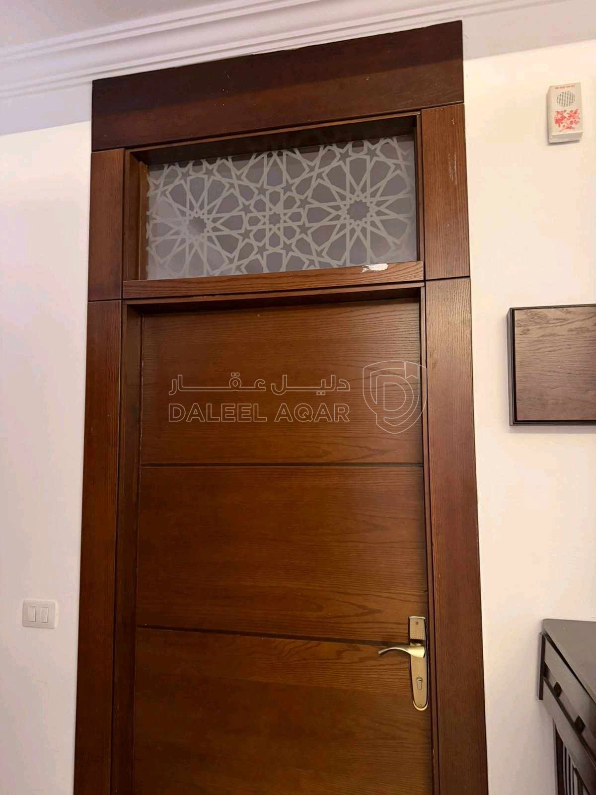 شقة في عمان ضاحية الرشيد قرب اسواق شونيز  - 70,000 دأ - صورة 1