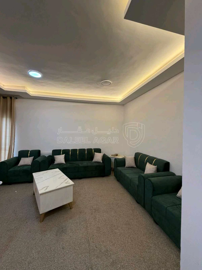 شقة في عمان ضاحية الرشيد قرب اسواق شونيز  - 70,000 دأ - صورة 1