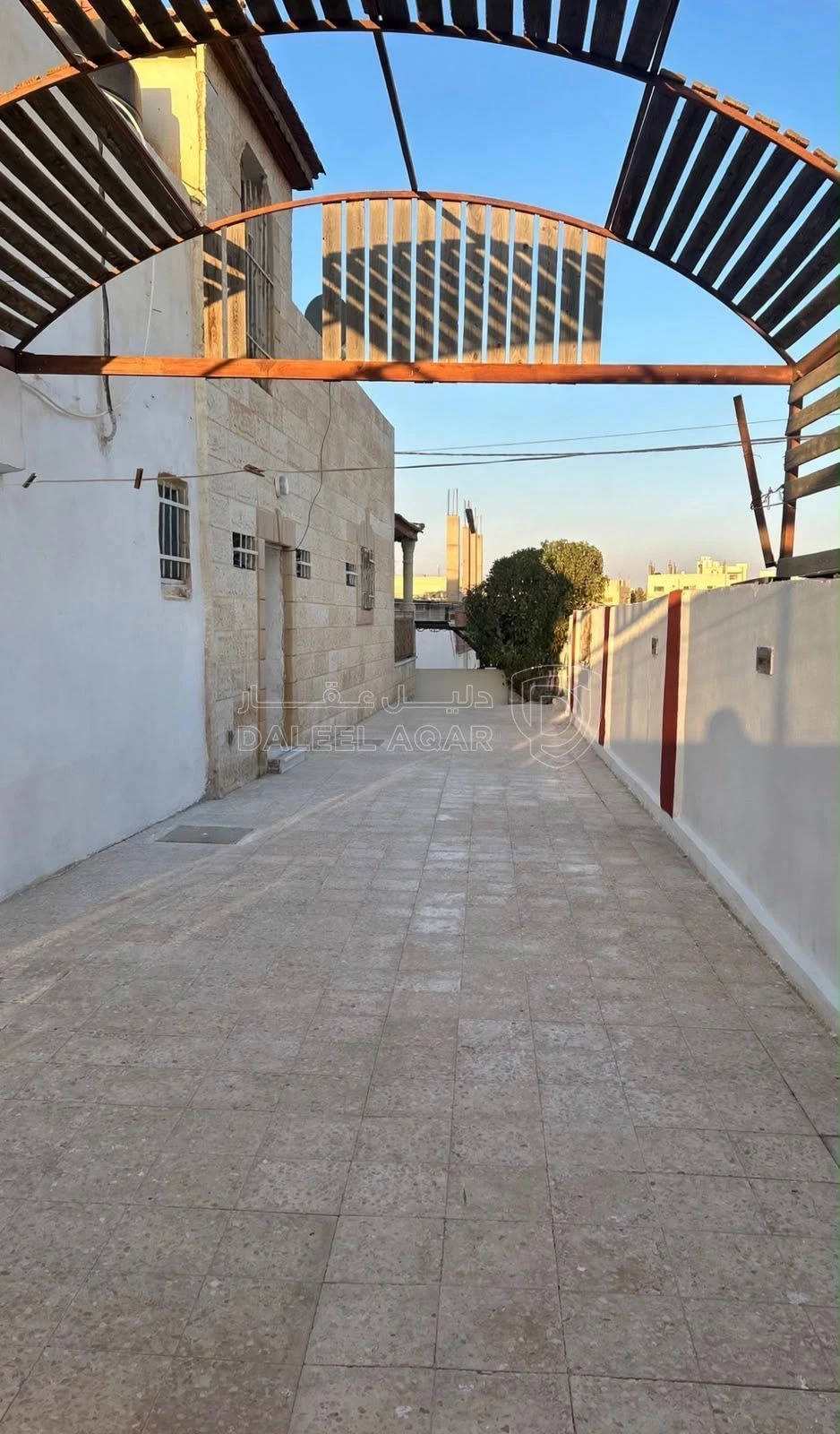 فيلا/منزل في الزرقاء الجديدة- البتراوي الجنوبي- قرب اسواق ساجد - 120,000 دأ - صورة 16