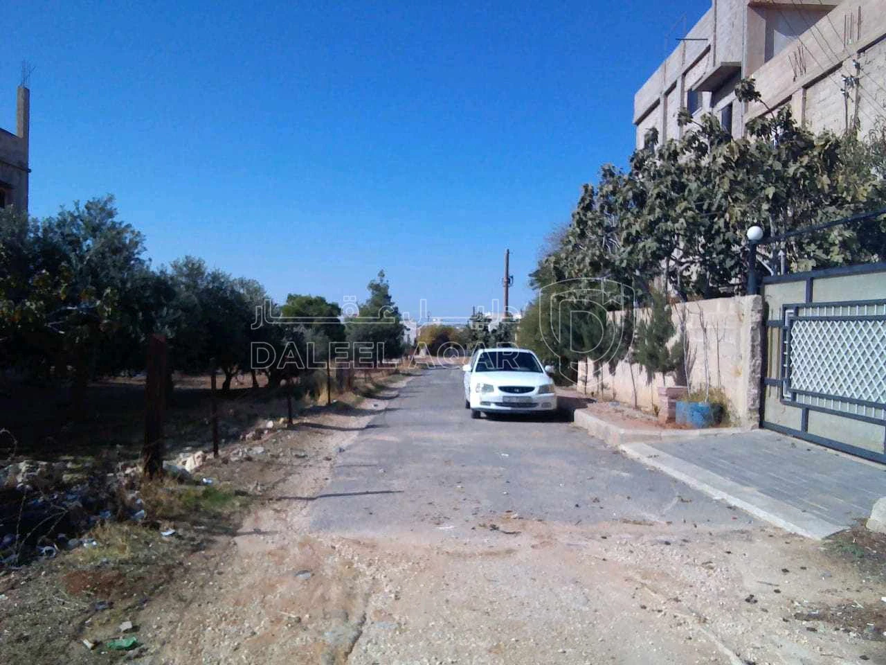 مبنى في عمان - جاوا - حي الوفاء - بالقرب من سوبر ماركت الخ - 160,000 دأ - صورة 1