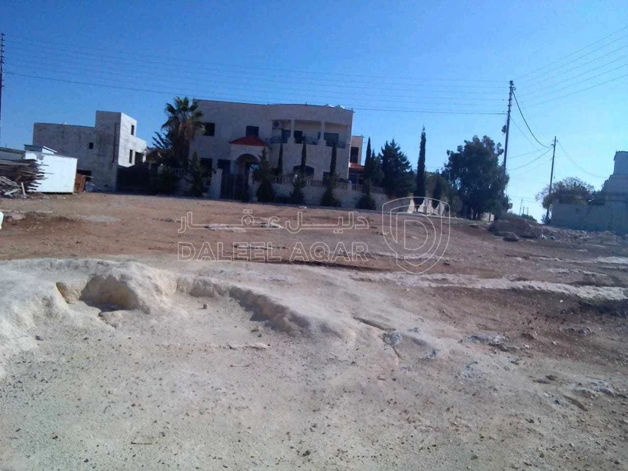 مبنى في عمان - جاوا - حي الوفاء - بالقرب من سوبر ماركت الخ - 160,000 دأ - صورة 1