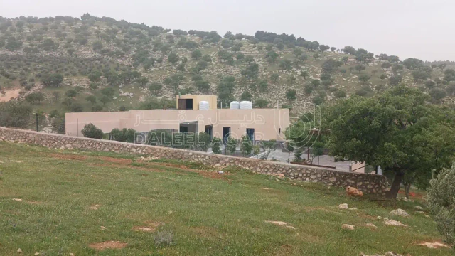 مزرعة/شاليه في العالوك الكمشه  - 260,000 دأ - صورة 1