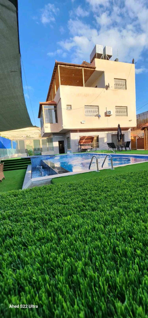 مزرعة/شاليه في مزرعه و شاليه للبيع  - 360,000 دأ - صورة 1
