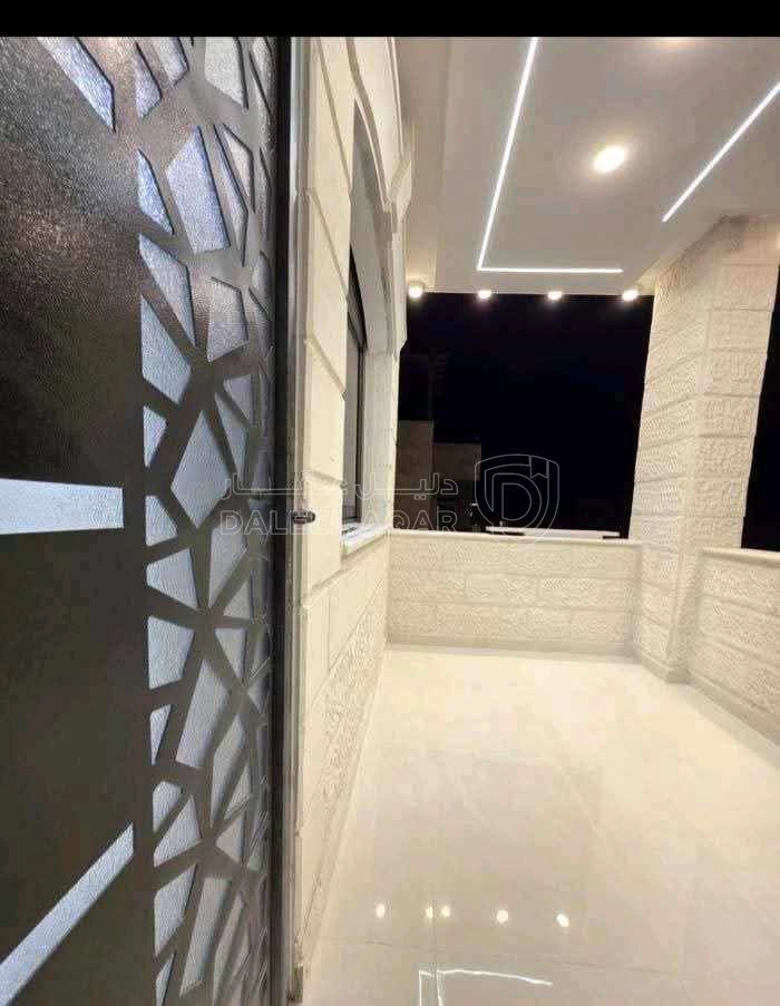 شقة في شقة طابق ثاني وثالث هندسي ورووف  - 93,000 دأ - صورة 1
