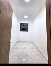 شقة في شقة طابق ثاني وثالث هندسي ورووف  - 93,000 دأ - صورة NaN