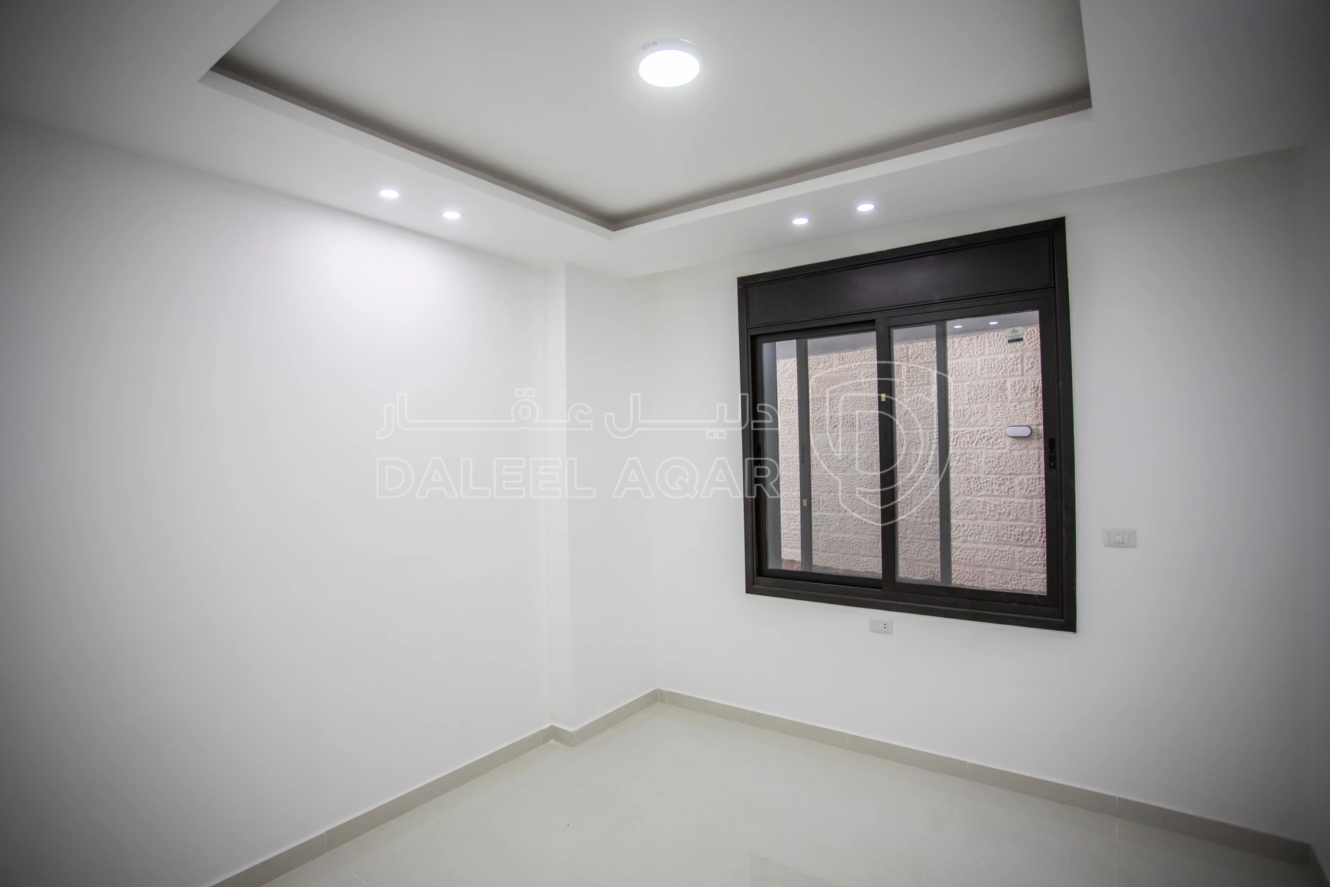 شقة في دوار البنزين _ ابو علندا - 58,000 دأ - صورة 1
