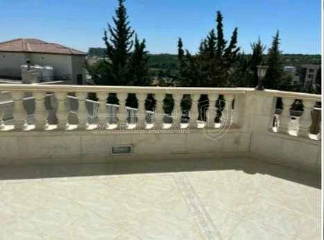فيلا/منزل في دابوق - 1,500,000 دأ - صورة 1