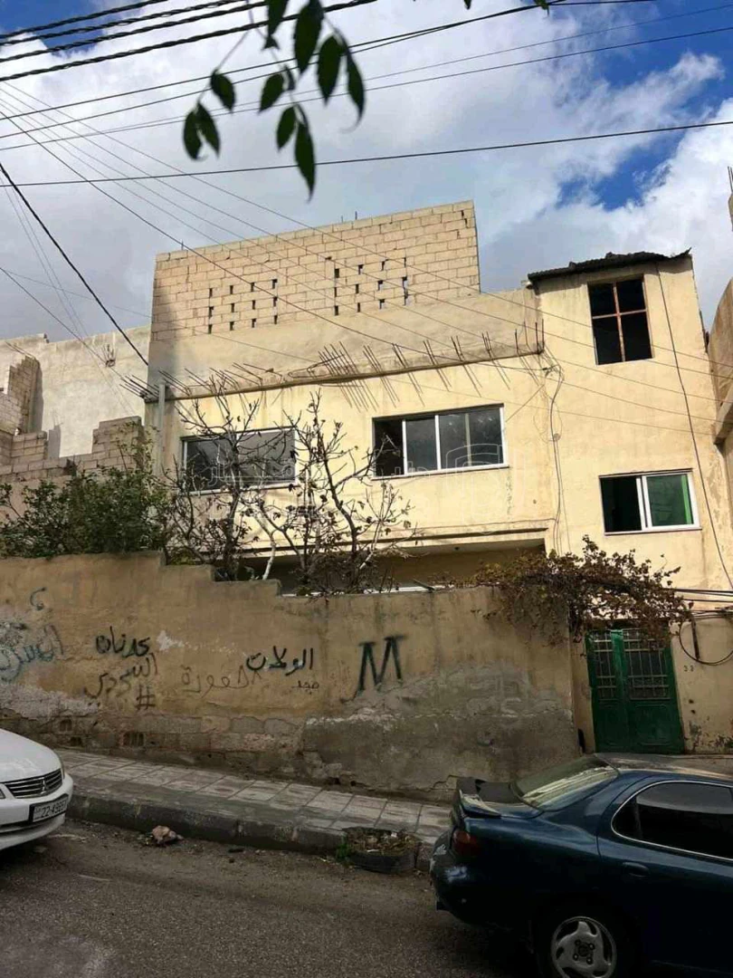 مبنى في خو - 25,000 دأ - صورة 1