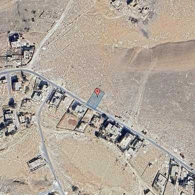 أرض في ماركا/ المغيرات - قرب مسجد المعز - 29,000 دأ - صورة 1
