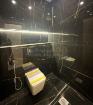 شقة في طابق ثامي 205 متر في ضاحية الرشيد - 130,000 دأ - صورة NaN