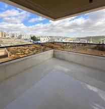 شقة في طابق ثامي 205 متر في ضاحية الرشيد - 130,000 دأ - صورة NaN