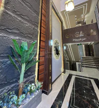 شقة في طابق ثامي 205 متر في ضاحية الرشيد - 130,000 دأ - صورة NaN