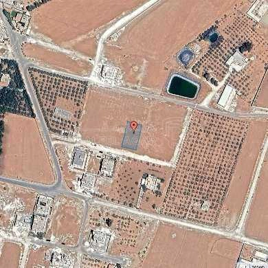 أرض في اليادودة، بالقرب من شارع المطار - 76,875 دأ - صورة 1