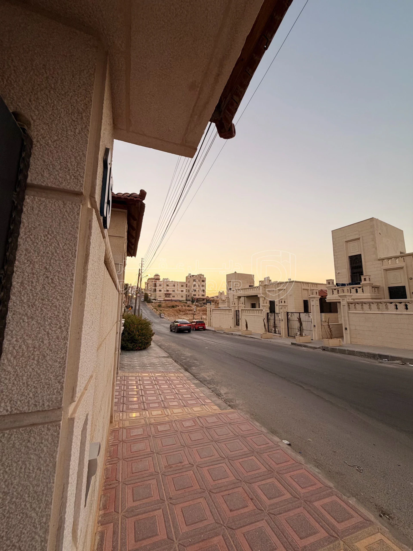 فيلا/منزل في فيلا للبيع باسكان المهندسين و الاطباء  - 375,000 دأ - صورة 1