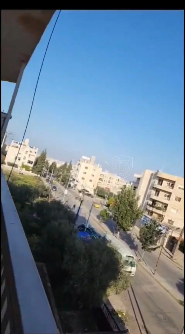 شقة في اربد دوارالنسيم بالقرب من المحاكم المحاكم الشرعية - 38,000 دأ - صورة 1