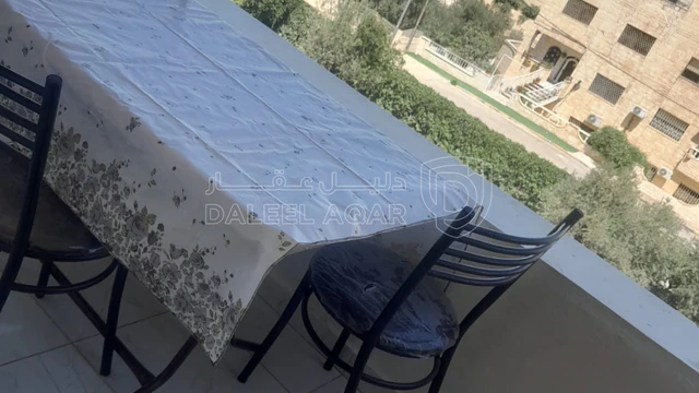 شقة - حي الورود مقابل mk القديم - 35000 دأ