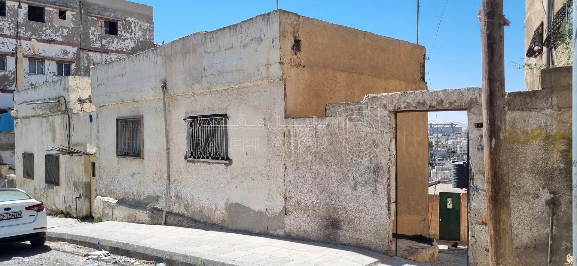 مبنى في الزرقاء عوجان الغربي شارع طارق بن زياد - 39,000 دأ - صورة 4
