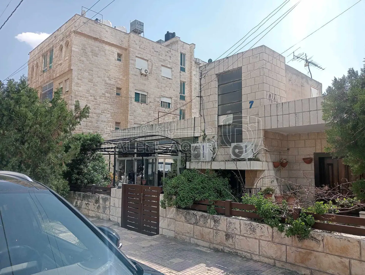 أرض في ام اذينه الجنوبي مقابل ابراج السادس   شارع نجران  - 850,000 دأ - صورة 1