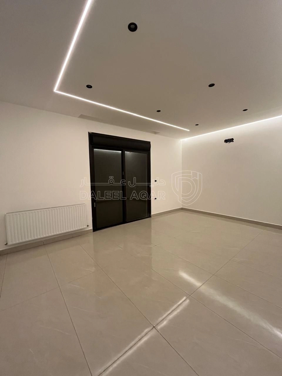 شقة في شقة للبيع في طريق المطار باطلالة بانوراما - 139,000 دأ - صورة 1