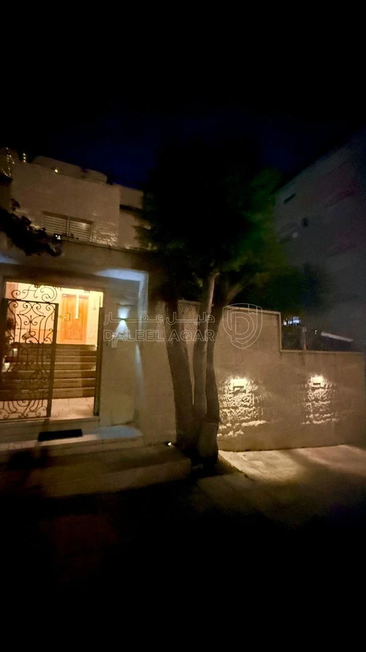 فيلا/منزل في بالقرب من مجمع الحسين للأعمال  - 620,000 دأ - صورة 20