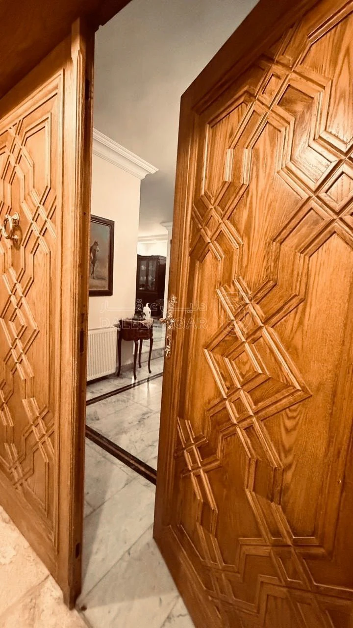 فيلا/منزل في بالقرب من مجمع الحسين للأعمال  - 620,000 دأ - صورة 25