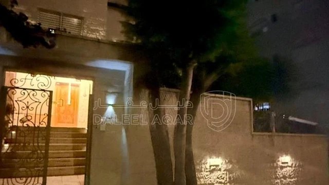 فيلا/منزل في بالقرب من مجمع الحسين للأعمال  - 620,000 دأ - صورة NaN