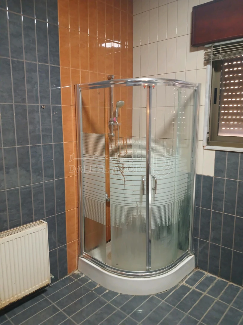مبنى في طبربور شارع ام حرام  - 380,000 دأ - صورة 1