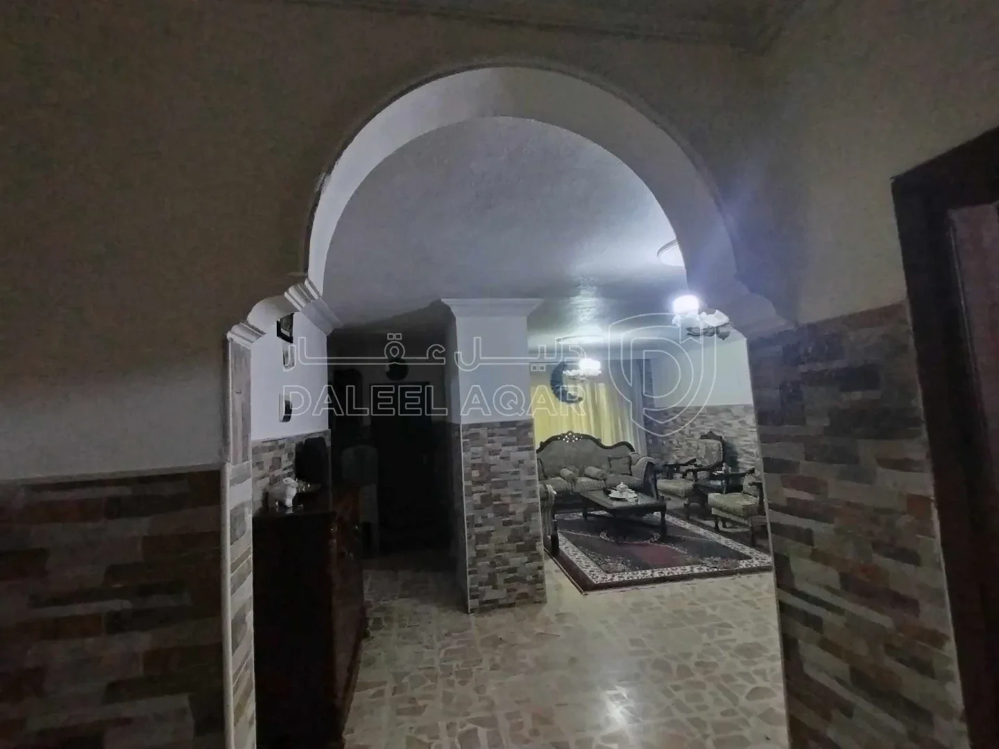 شقة في الهاشمي الشمالي شارع عناد علي الزغاتيت - 45,000 دأ - صورة 1