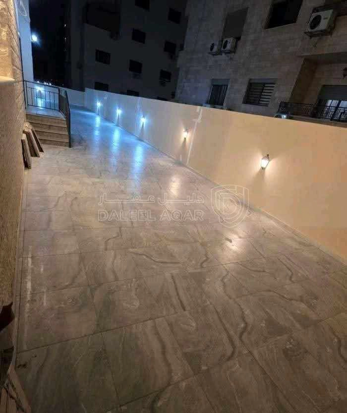 شقة في العقبة السكنية الخامسة - 106,000 دأ - صورة 1