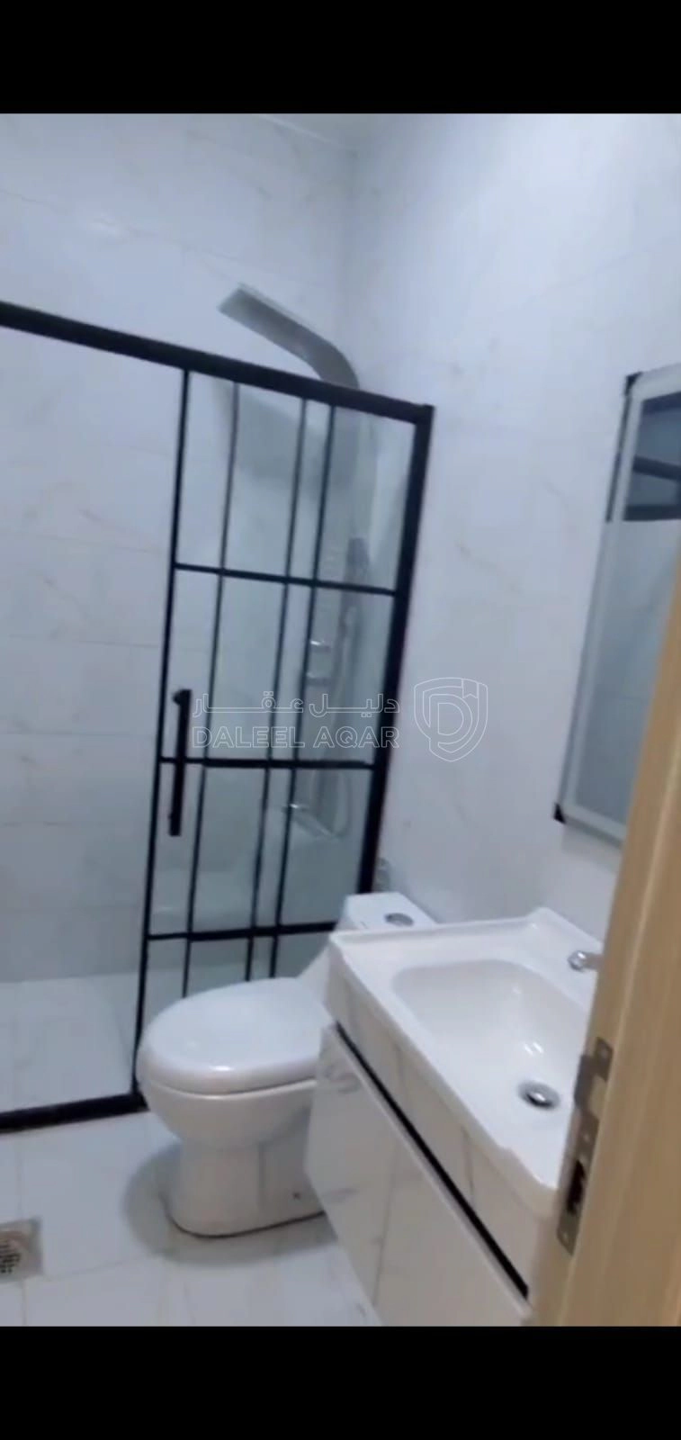 شقة في ضاحية الاقصى - قرب اشارات مستشفى الأمير حمزة - 54,000 دأ - صورة 1