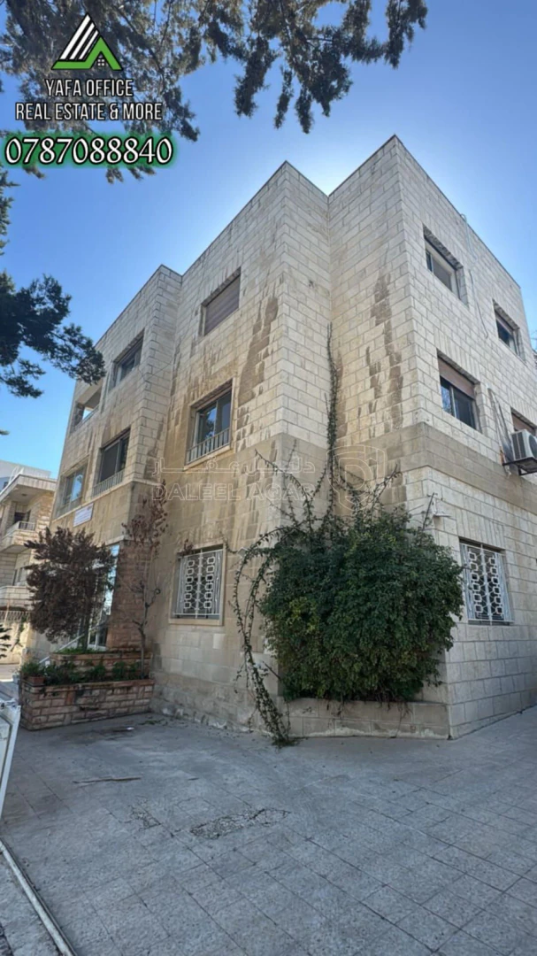 فيلا/منزل في 📍جبل عمان – قرب الدوار الثالث  - 700,000 دأ - صورة 1