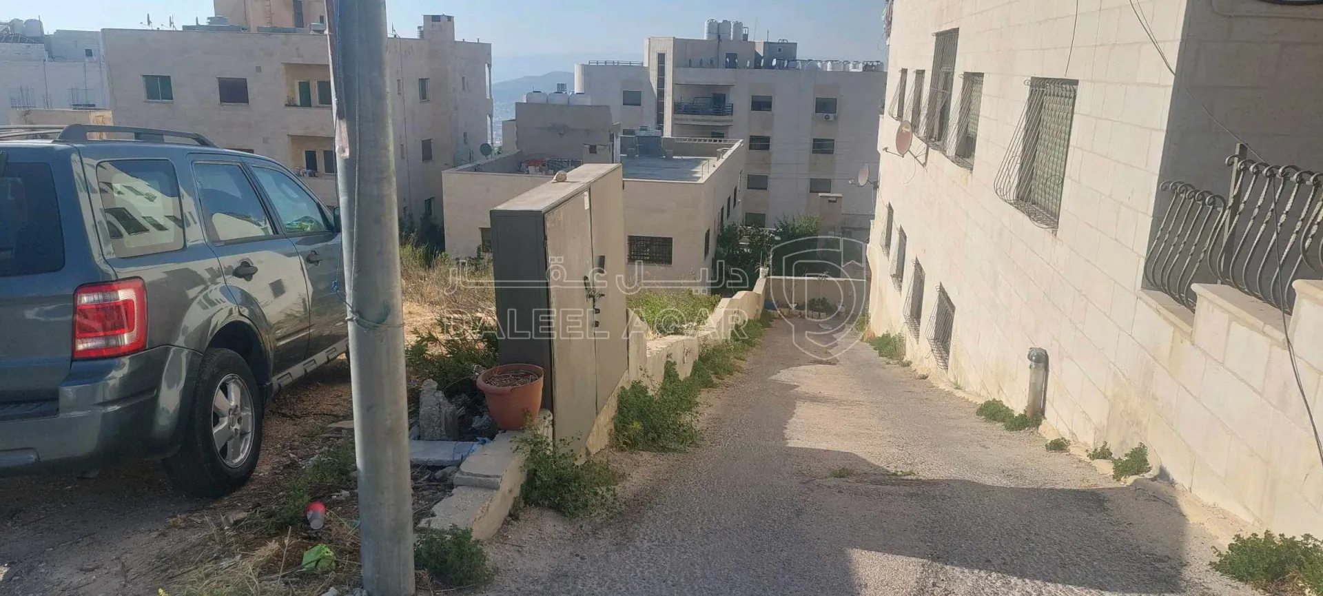 أرض في عمان جبيهة خلف سيفوي جبية ضاحية الإمام الغزالي - 250,000 دأ - صورة 1