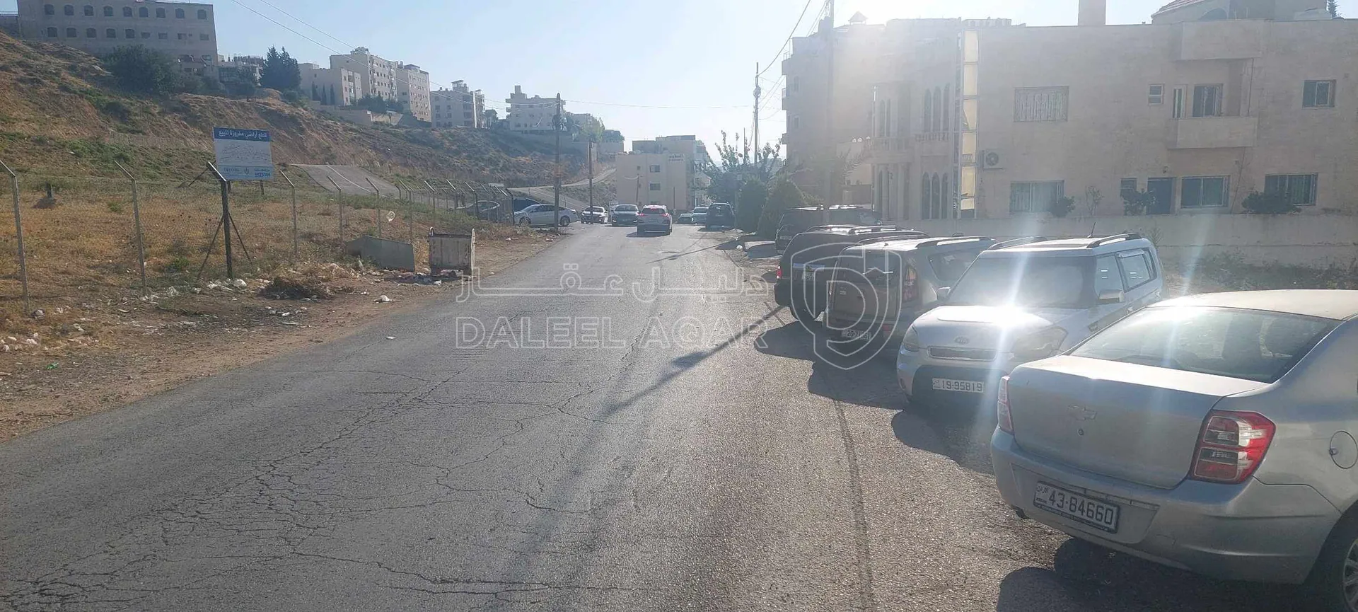أرض في عمان جبيهة خلف سيفوي جبية ضاحية الإمام الغزالي - 250,000 دأ - صورة 1