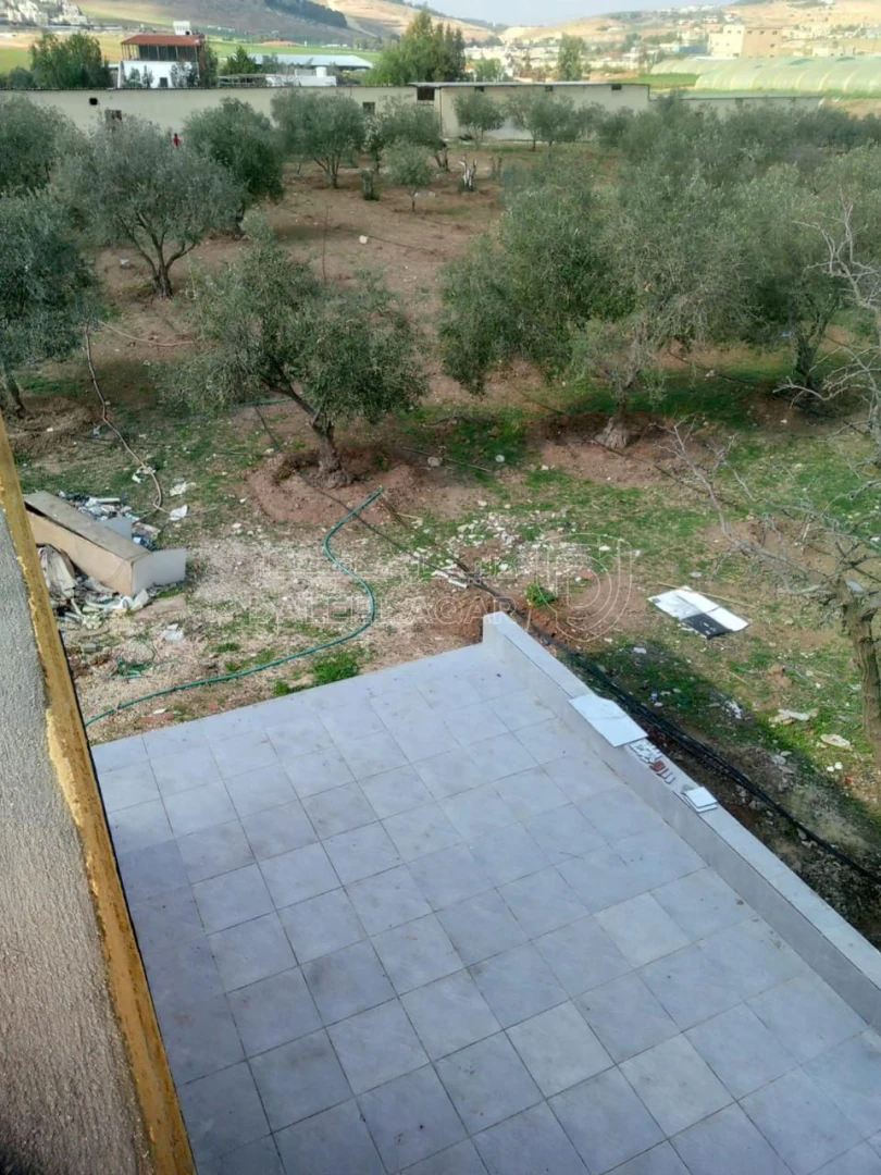 أرض في موبص خلف حلويات العنبتاةي - 122,000 دأ - صورة 1