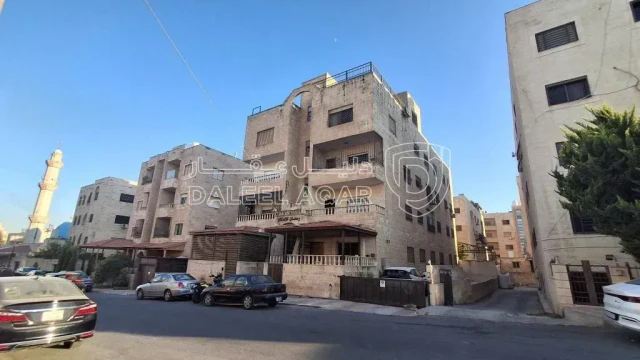 شقة - عمان - قرب مسجد الهشلمون  - 68440 دأ