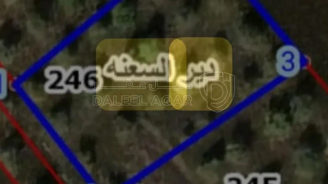 أرض في اربدديرالسعنةمقابل المناصيرعلى طريق الطيبة والكورة - 32,000 دأ - صورة 1