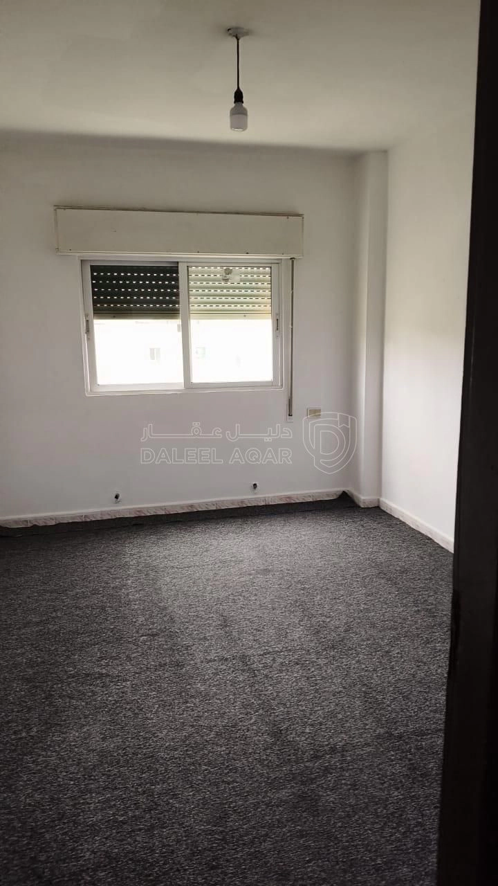 شقة في اربد / شارع الجامعة / جامعة اليرموك / بجانب مسجد ر - 17,000 دأ - صورة 1