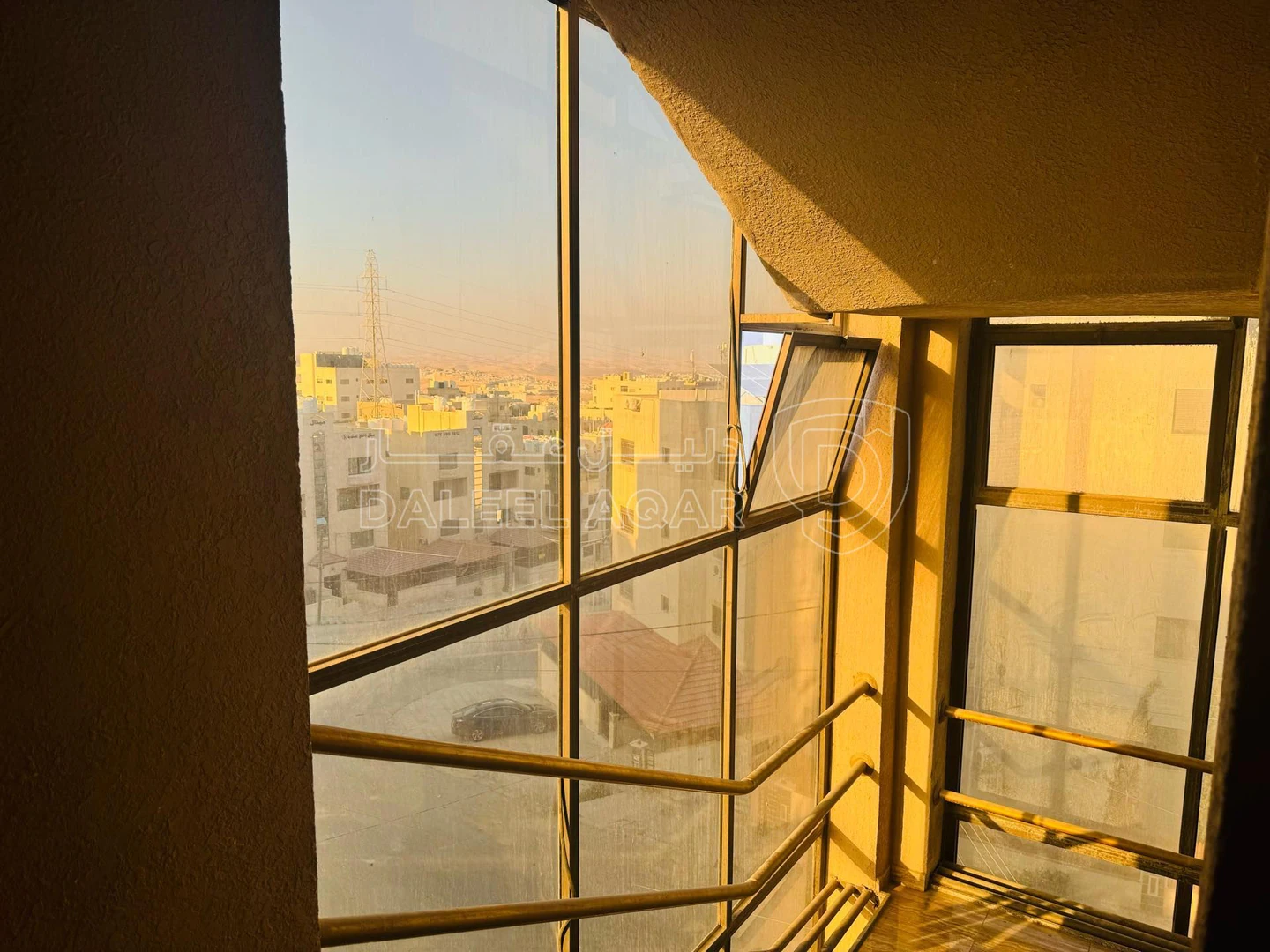 شقة في الزرقاء الجديده/جبل المغير /شارع الحسبان - 55,000 دأ - صورة 1
