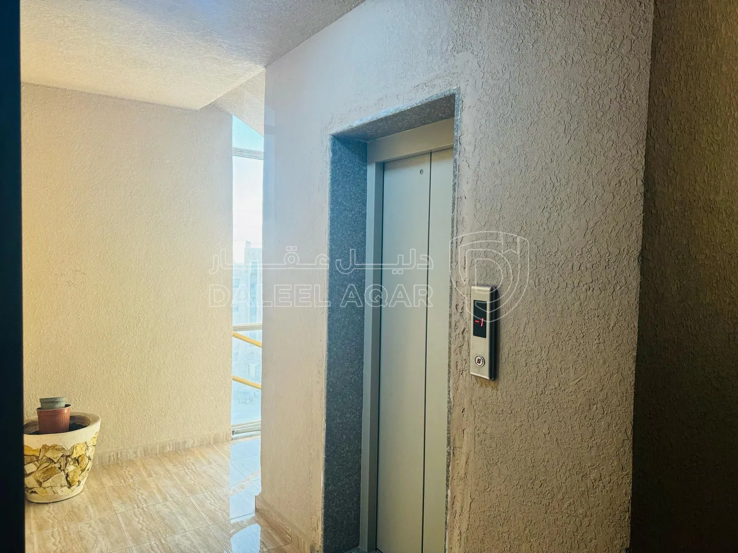شقة في الزرقاء الجديده/جبل المغير /شارع الحسبان - 55,000 دأ - صورة 1