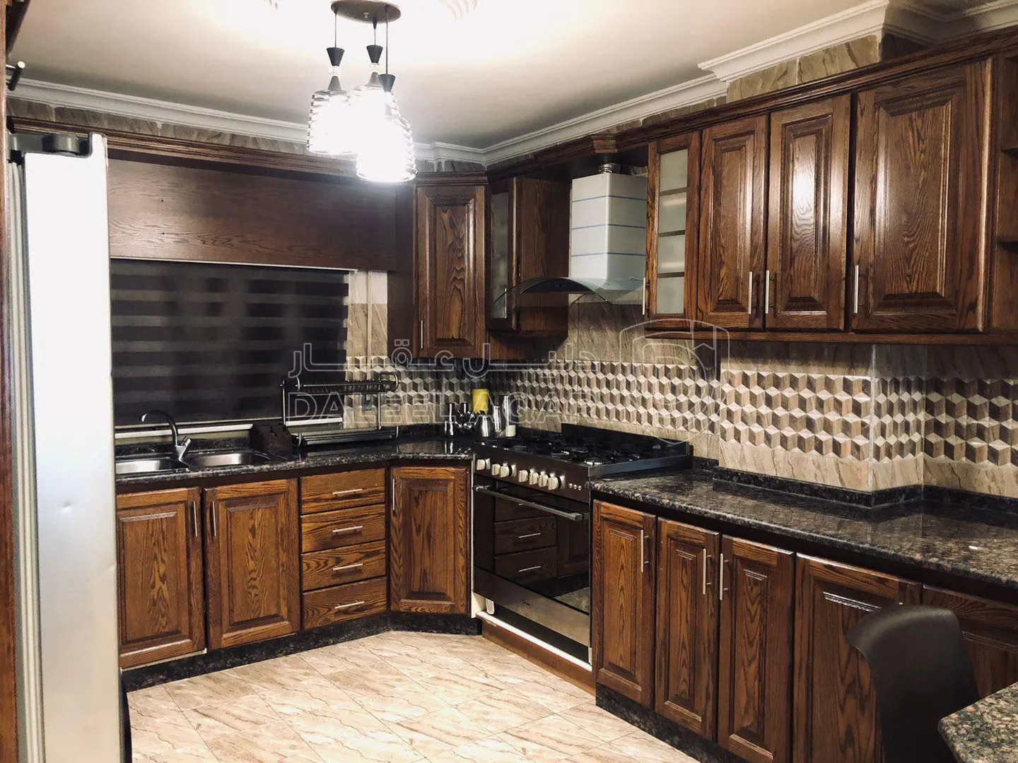 شقة في الزرقاء الجديده/جبل المغير /شارع الحسبان - 55,000 دأ - صورة 1
