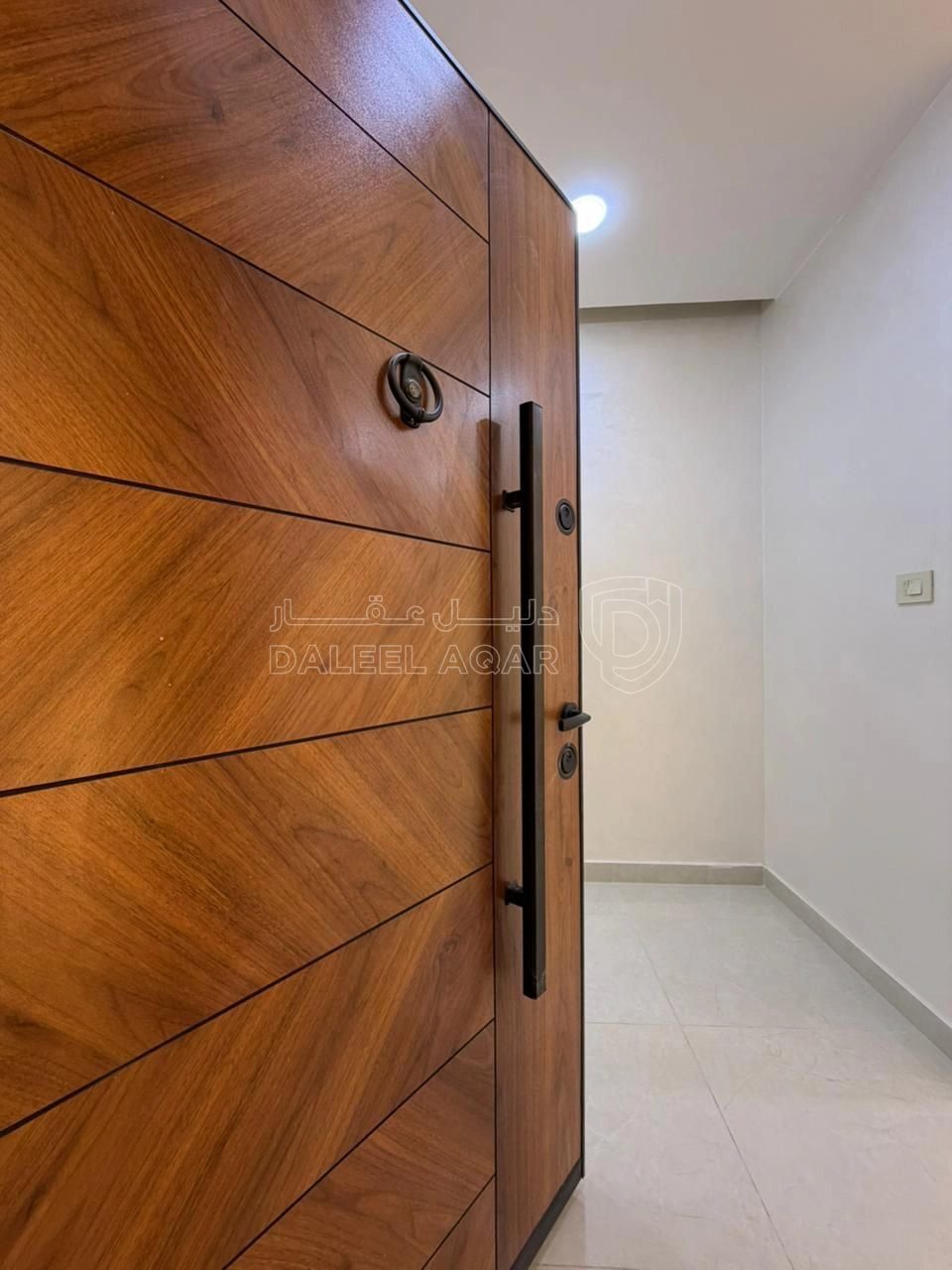 شقة في طبربور - قرب شارع الحج  - 75,000 دأ - صورة 1