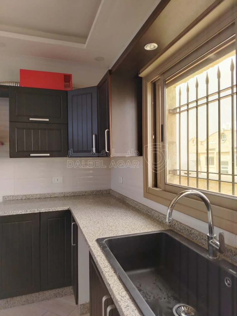 شقة في شقة سكنية ١٩٩ م للبيع - 75,000 دأ - صورة 1