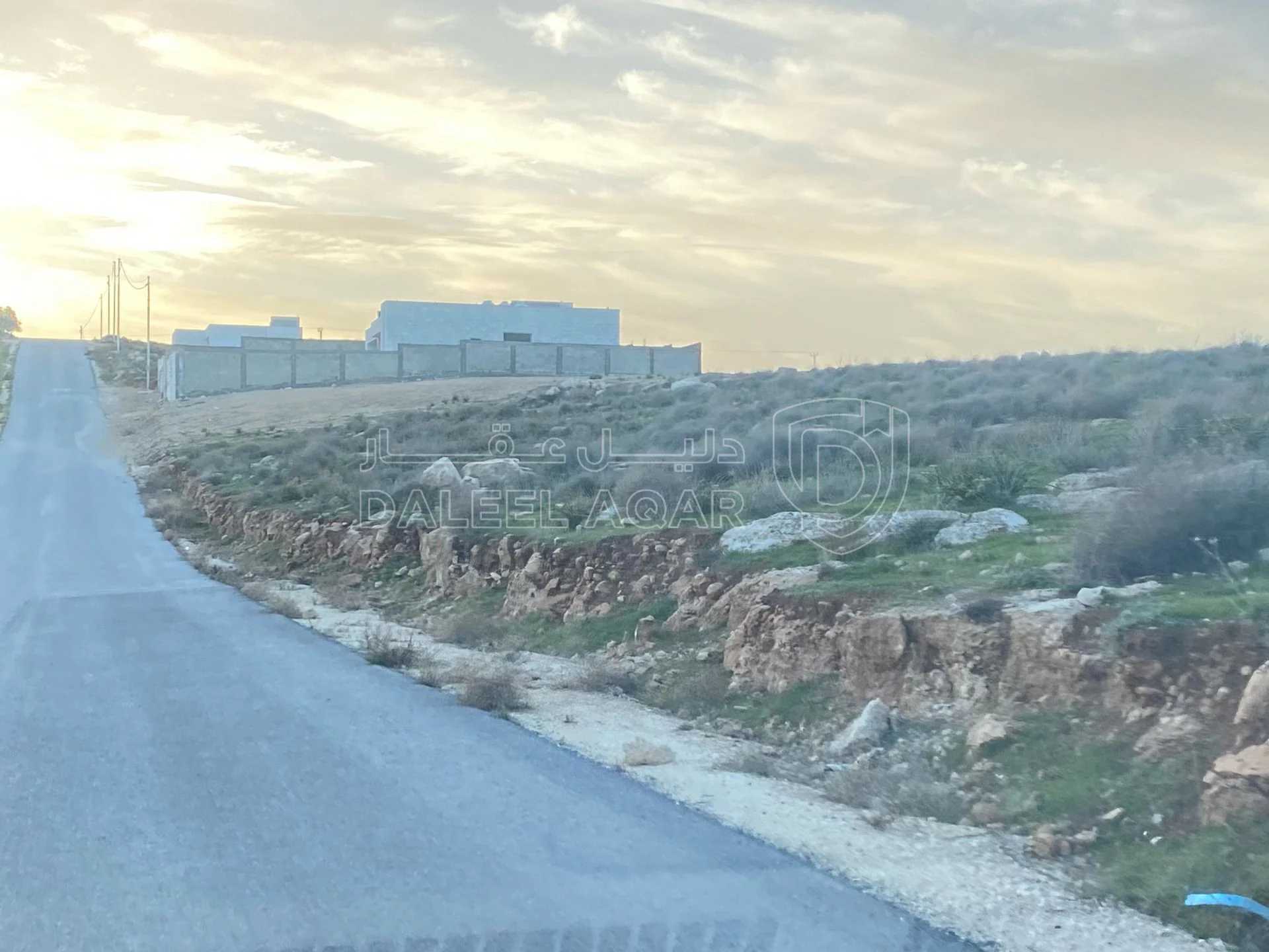 أرض في ارض للبيع مساحة 900م - 55,000 دأ - صورة 2