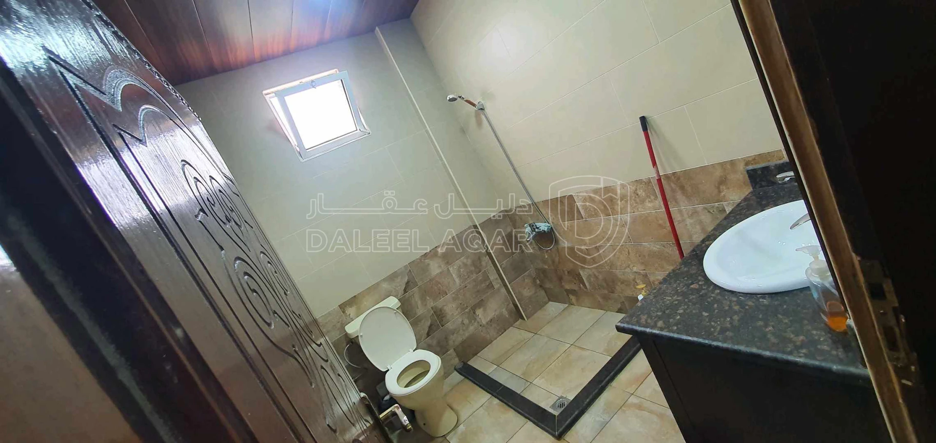 فيلا/منزل في اربد شارع أُحد قرب مضافة الجعافرة - 110,000 دأ - صورة 1