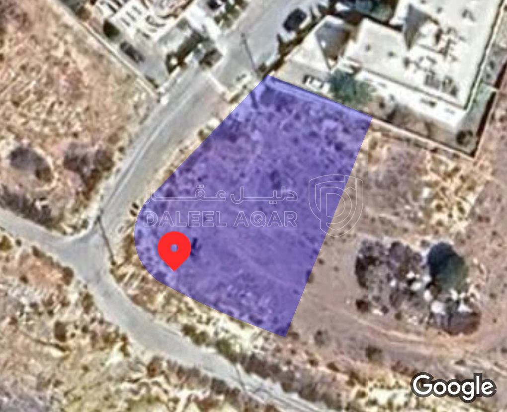 أرض في الفحيص منطقة ام عليا قرب منزل قعوار - 320,000 دأ - صورة 1